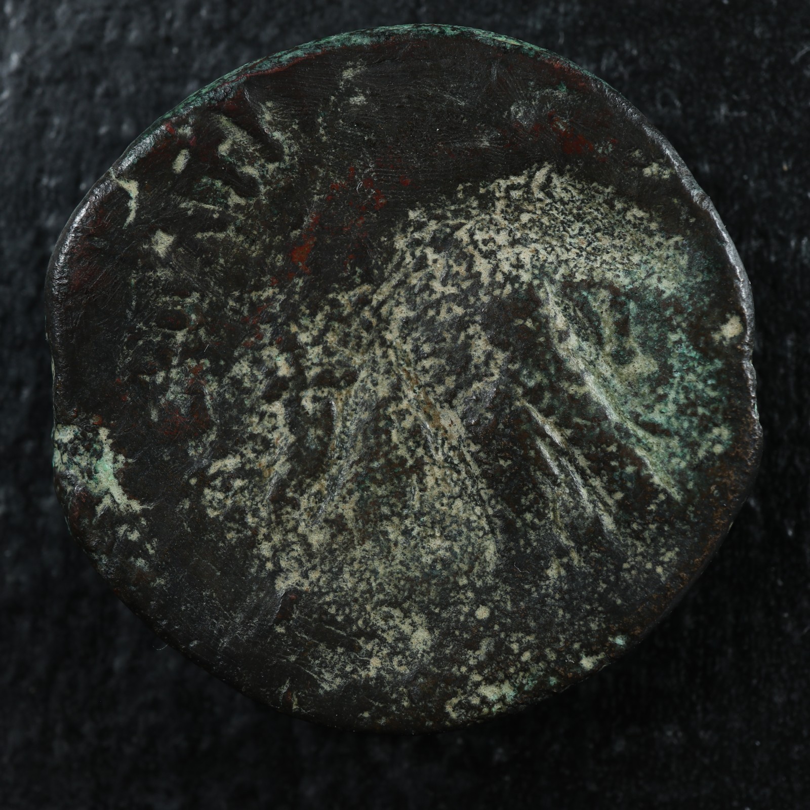 Cleopatra-VII-Kings-of-Egypt-AE-Diobol-80-Drachmai-c-47-to-30-Eagle-277715244303-2